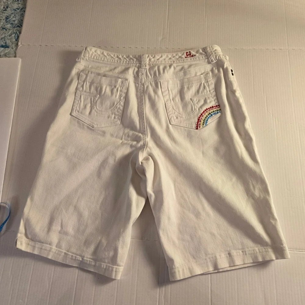 Vintage CJ Blue Womens Bermuda Shorts White  Size 14‎ Denim  Rainbow Embroidery